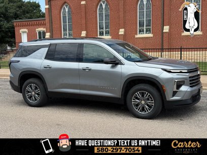 New 2025 Chevrolet Traverse LT w/ Driver Confidence Package