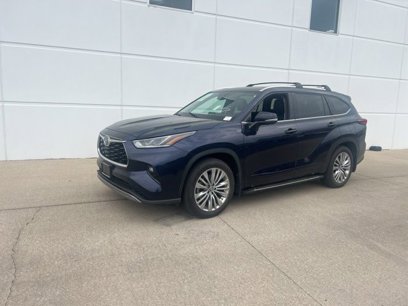 Used 2023 Toyota Highlander Platinum