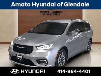 Used 2021 Chrysler Pacifica Touring-L