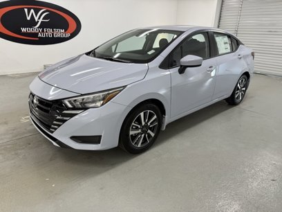 New 2025 Nissan Versa SV w/ Trunk Package