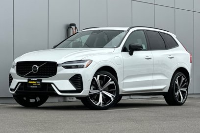 Used 2022 Volvo XC60 T8 R-Design w/ Advanced Package