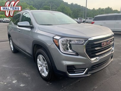 Used 2024 GMC Terrain SLE w/ Driver Convenience Package