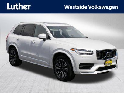 Used 2022 Volvo XC90 T6 Momentum w/ Climate Package