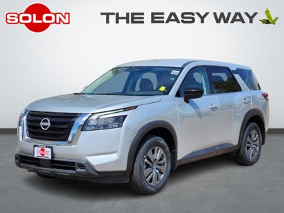 New 2025 Nissan Pathfinder S