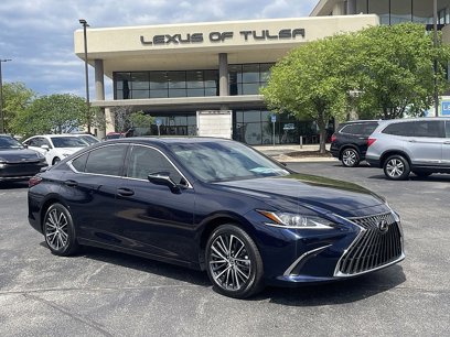 New 2025 Lexus ES 300h w/ Premium Package