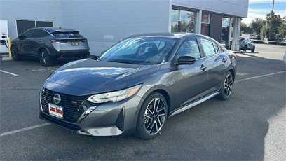 New 2025 Nissan Sentra SR w/ SR Premium Package