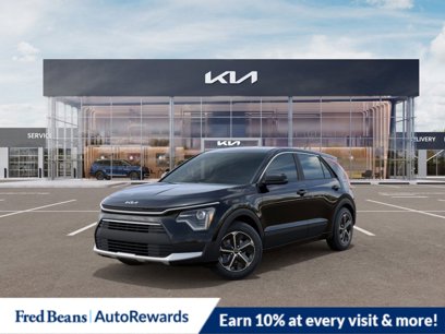 New 2025 Kia Niro LX