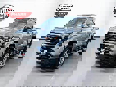 New 2025 Toyota Tacoma SR5