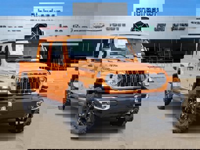 New 2025 Jeep Gladiator Sport