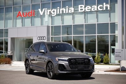 New 2025 Audi Q7 3.0T Prestige