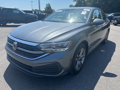 Used 2022 Volkswagen Jetta SE