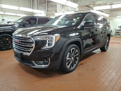 Used 2022 GMC Terrain SLT w/ Infotainment Package II