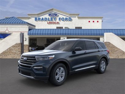New 2024 Ford Explorer XLT w/ Equipment Group 202A