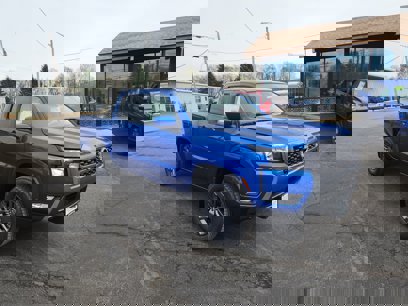 New 2025 Nissan Frontier SV w/ SV Convenience Package