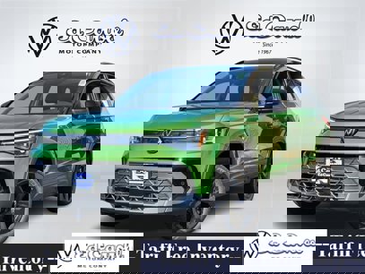 New 2025 Volkswagen Taos SE