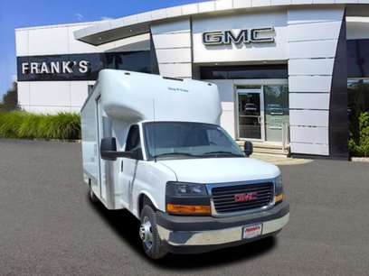 New 2025 GMC Savana 3500 Extended w/ Power Convenience Package
