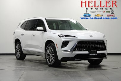Used 2025 Buick Enclave Avenir w/ Super Cruise Package