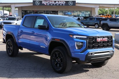 New 2025 GMC Canyon Elevation w/ Convenience Package