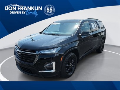 Used 2022 Chevrolet Traverse LT w/ Midnight/Sport Edition
