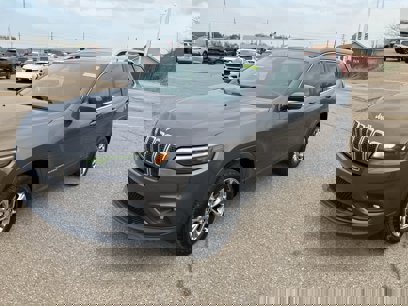 Used 2019 Jeep Cherokee Latitude Plus w/ Comfort/Convenience Group