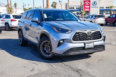 Used 2022 Toyota Highlander LE
