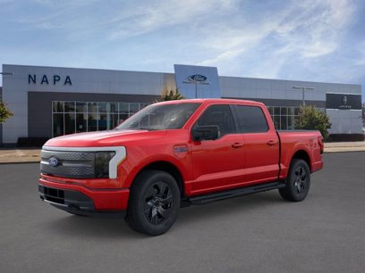 New 2024 Ford F150 Lightning 4x4 SuperCrew