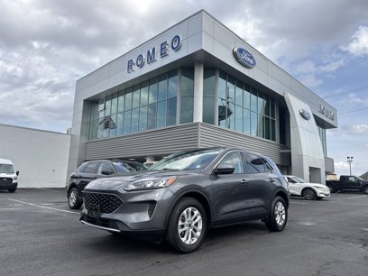 Used 2021 Ford Escape SE w/ Cold Weather Package