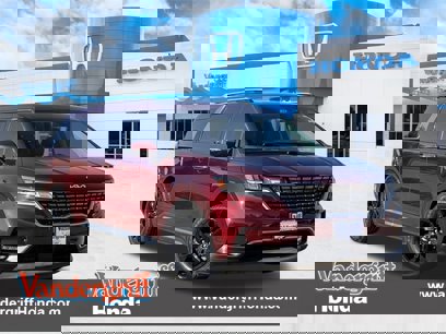 Used 2023 Kia Carnival SX
