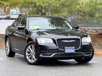 Used 2019 Chrysler 300 Touring