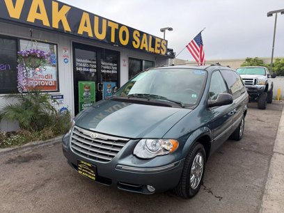 Used 2006 Chrysler Town & Country Limited