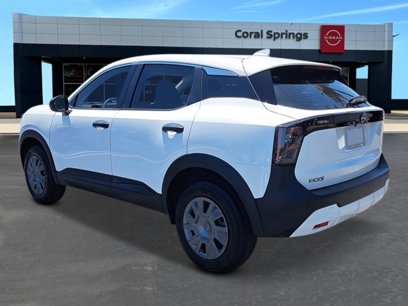 New 2025 Nissan Kicks S