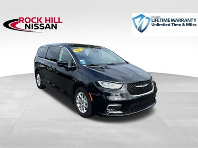 Used 2023 Chrysler Pacifica Touring-L
