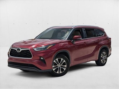 Used 2021 Toyota Highlander XLE