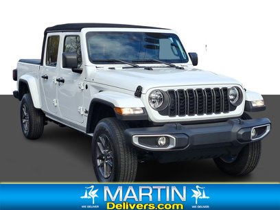 Used 2024 Jeep Gladiator Sport