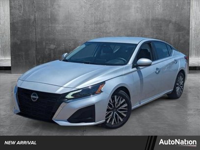 Used 2023 Nissan Altima 2.5 SV