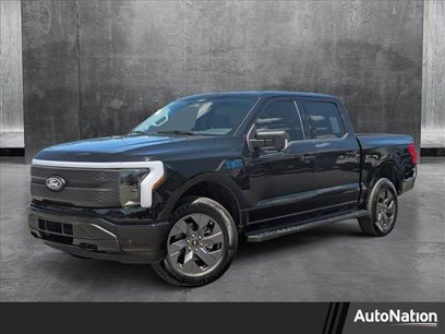 New 2025 Ford F150 Lightning XLT w/ Max Trailer Tow Package