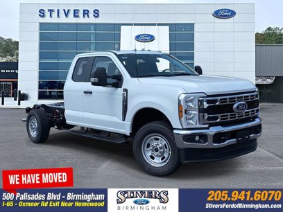 New 2025 Ford F350 XL w/ XL Chrome Package