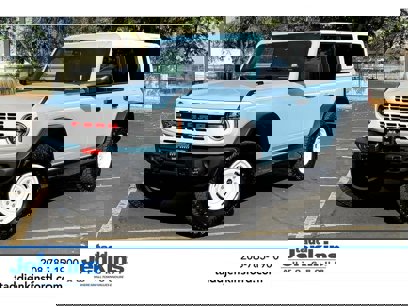 New 2025 Ford Bronco Heritage Edition