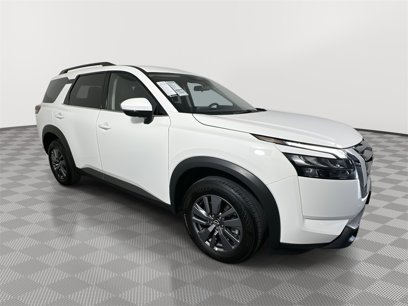 Certified 2024 Nissan Pathfinder SV