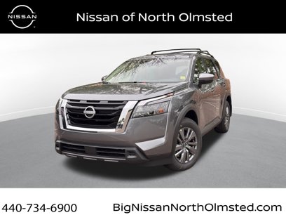 New 2025 Nissan Pathfinder SV w/ SV Premium Package