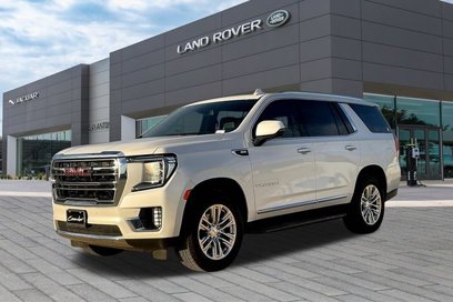 Used 2022 GMC Yukon SLT w/ SLT Premium Package