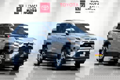 New 2025 Toyota RAV4 LE