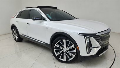 Used 2024 Cadillac Lyriq Luxury