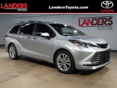 Used 2021 Toyota Sienna Platinum