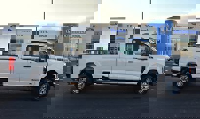 New 2025 Ford F250 XL
