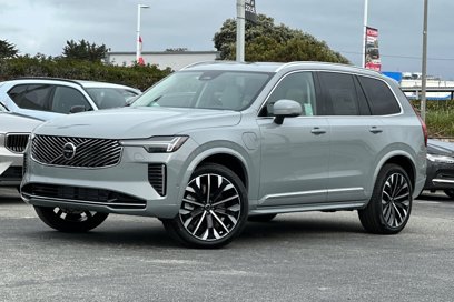 New 2025 Volvo XC90 T8 Plus w/ Protection Package Premier