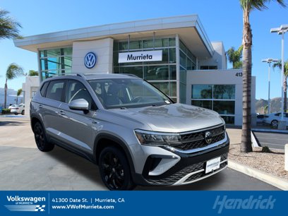Certified 2023 Volkswagen Taos SE w/ Black Wheel Package