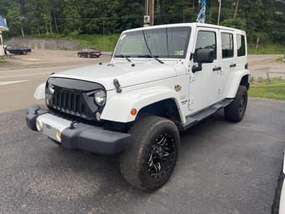 Used 2015 Jeep Wrangler Unlimited Sahara w/ Connectivity Group