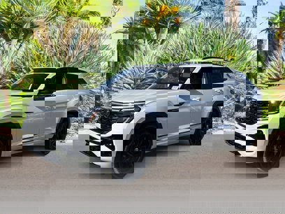New 2025 Volkswagen Atlas Cross Sport SEL R-Line