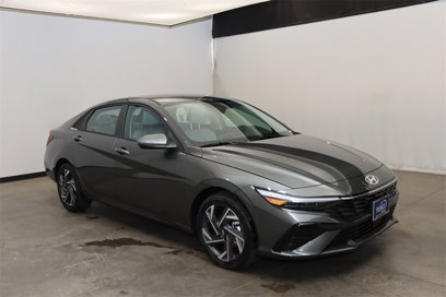 New 2025 Hyundai Elantra Limited